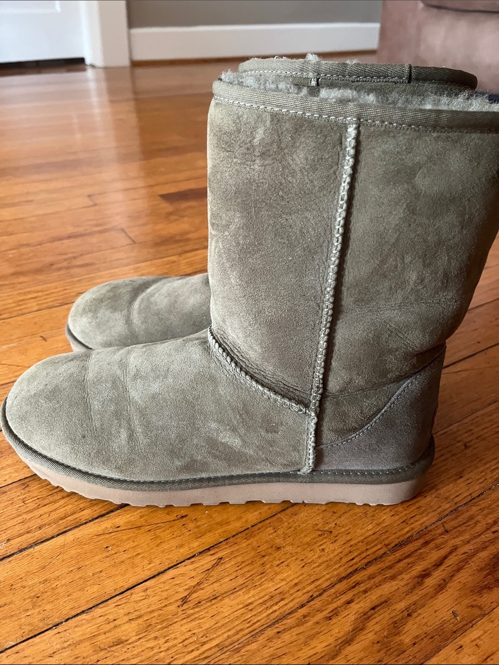 UGG Women's Short Suede Shearling Boots - Taupe Green